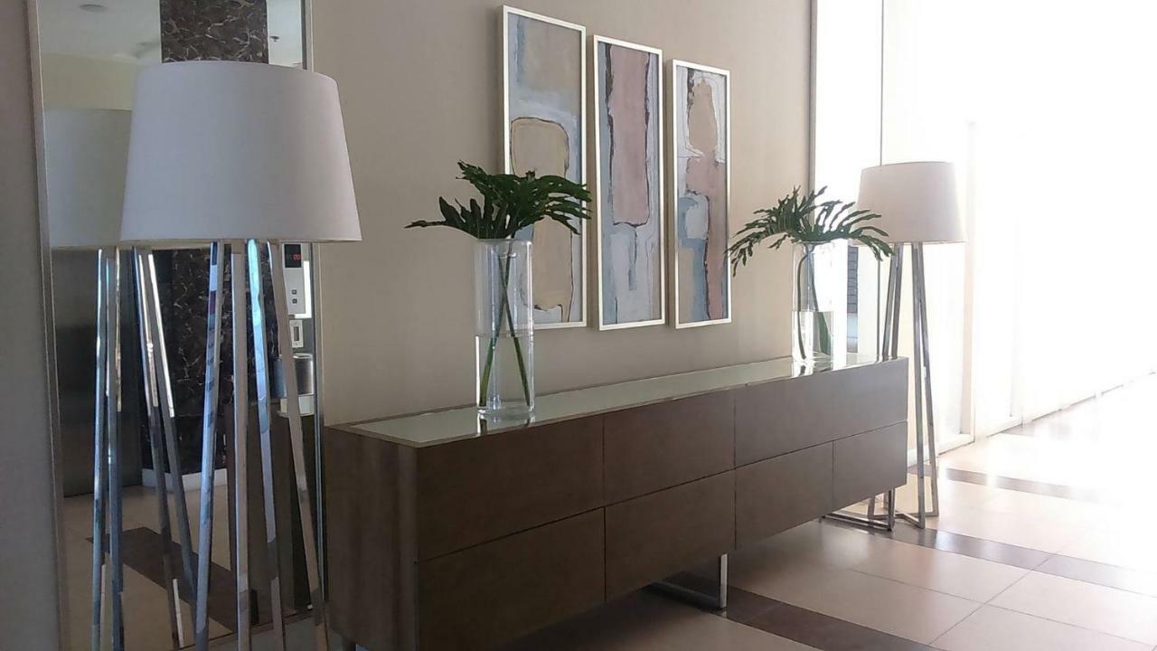 Marquee Residences Ángeles Extérieur photo