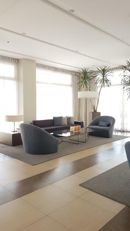 Marquee Residences Ángeles Extérieur photo